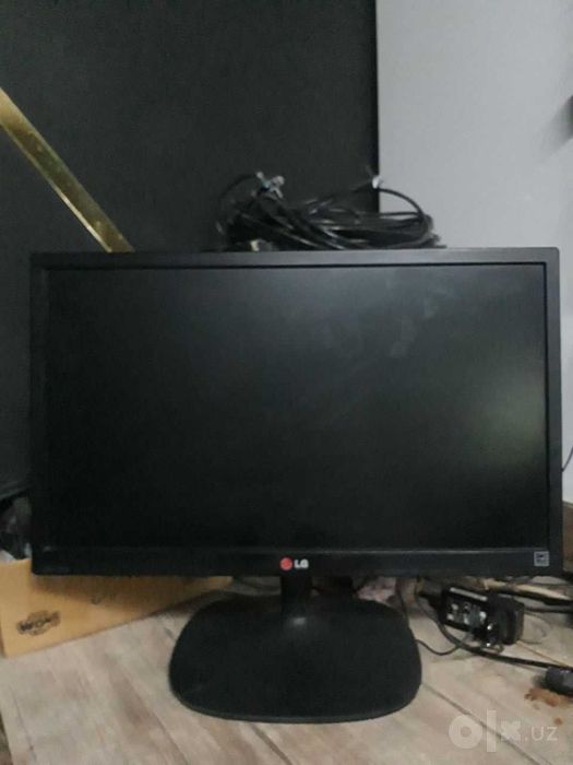 Monitorlar sotiladi 22dyum