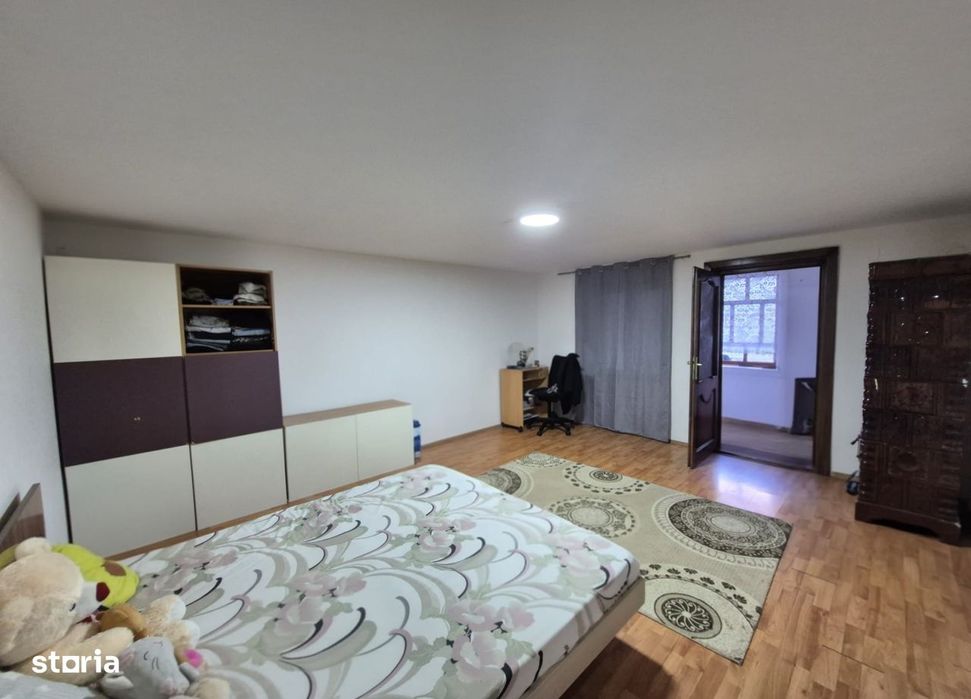 Casa Loc. Sântana,25km de Arad, gradină 1933 mp front stradal dublu