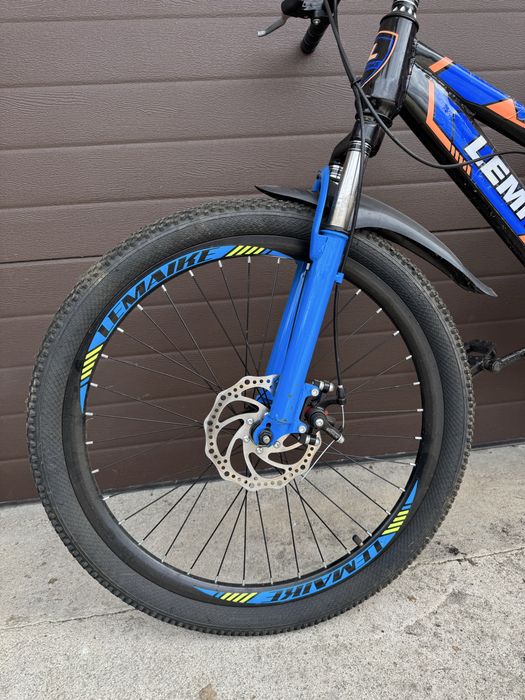 Bicicleta noua - frane discuri