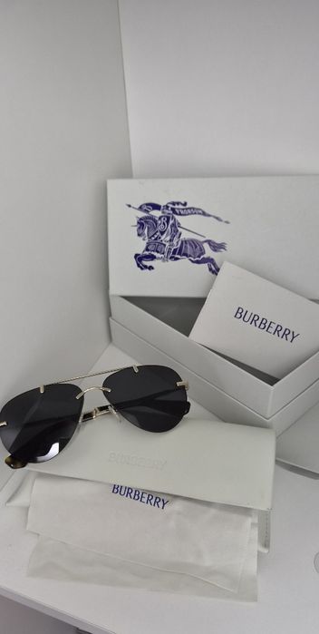 Оригинални слънчеви очила Burberry  BE3151 110987