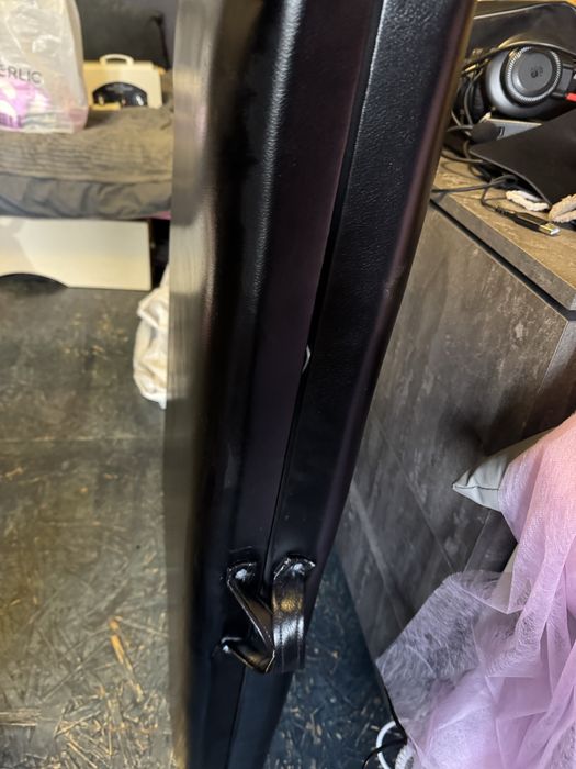 Продам кушетку и все для наращивание ресниц