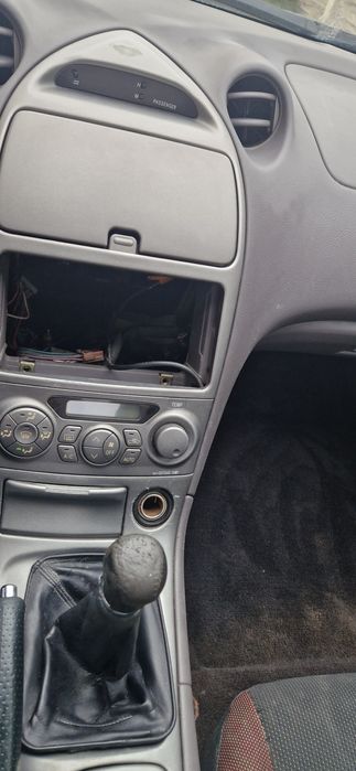 Vand Toyota fără schimburi sau variante