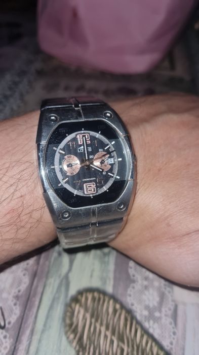 Ceas Lotus de vanzare