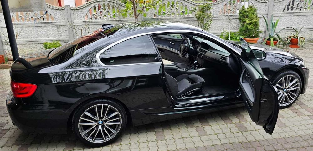 BMW 320dA Xdrive e92 FL  M-packet