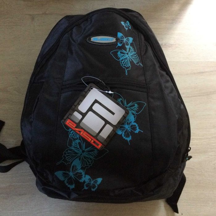 Чисто нова удобна  раница Paso.