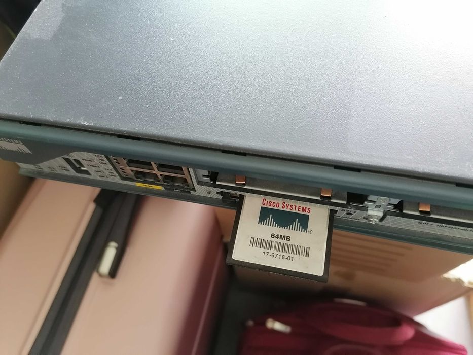 Рутер Cisco 2801