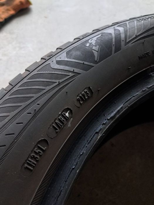 2 anvelope Allseasons 225 55 r18 Goodyear