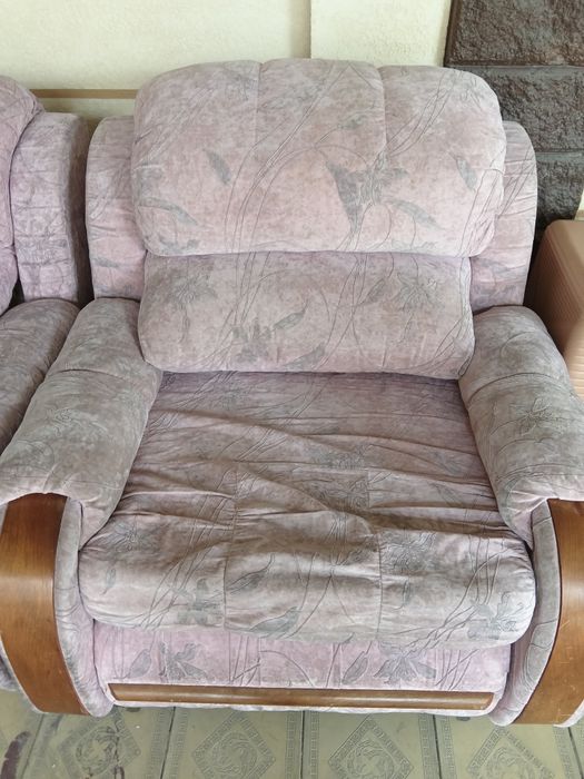 raskladnoy sofa i kreslo