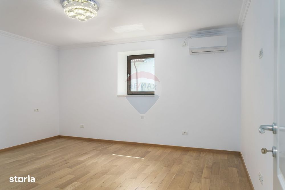Vilă de inchiriat renovata recent, 1000 mp teren, terasa de vara