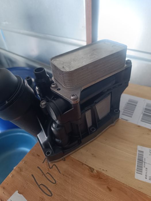 Ново Тяло за маслена помпа,и охладител за двигател Bmw N57 3.0 D 258