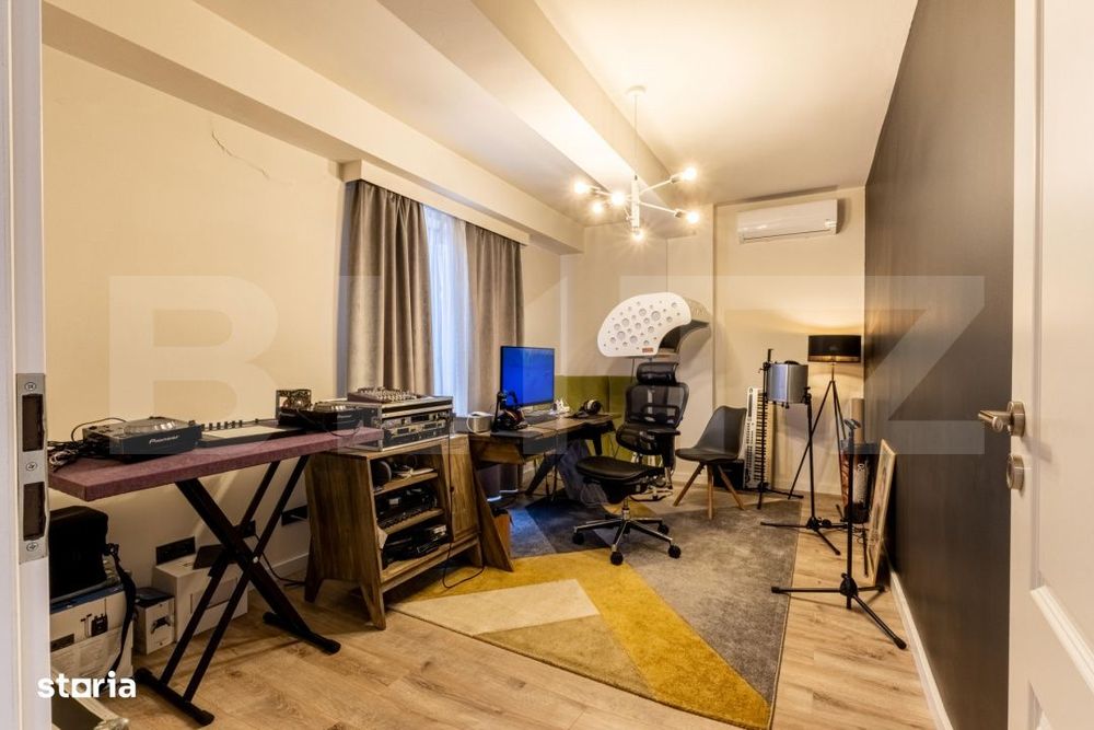 Apartament de vanzare, 3 camere, 102 mp, 2 balcoane - RIVUS