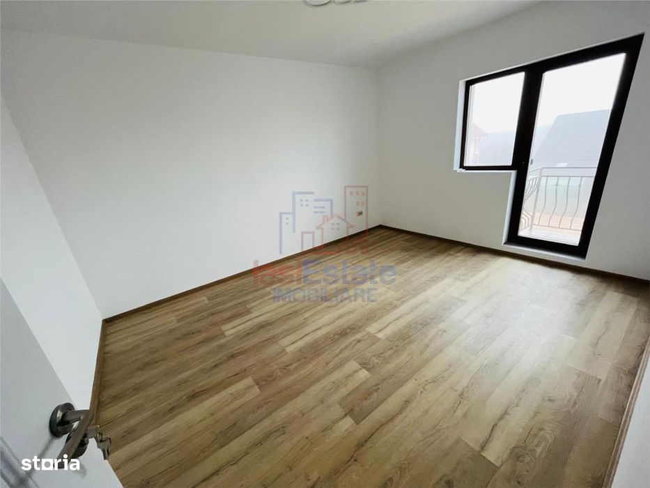Apartament cu 2 camere decomandat, zona Capat Cug - Vedere 2