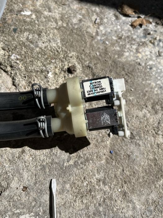 Продавам пералня Whirlpool AWO/D 9361 на части