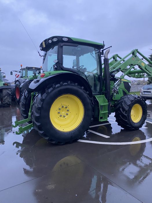 John Deere 6125R