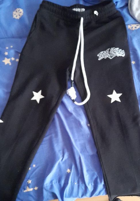 Pantaloni yrw mărimea L ,vând urgent!!!