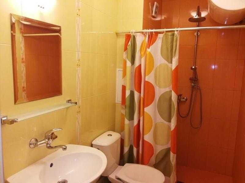 Дава се под наем Двустаен апартамент в Бургас, Славейков - 72 кв.м за 510 € - Снимка #7