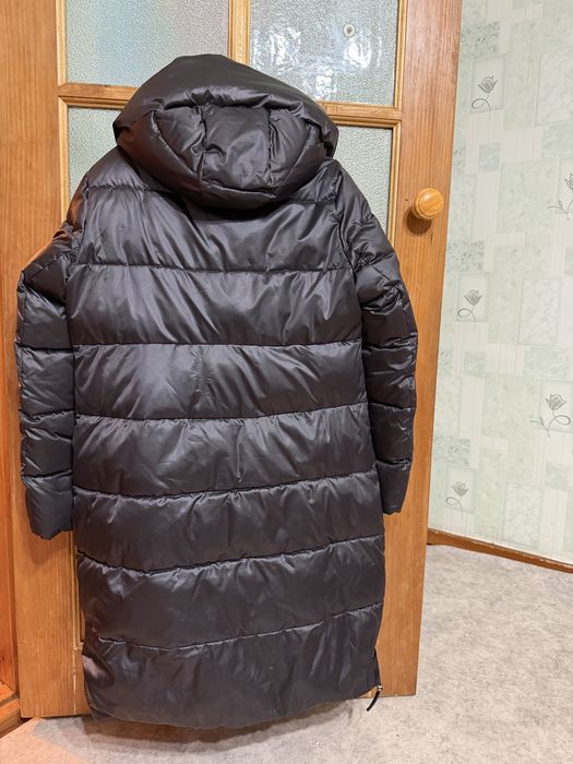 Продам пуховик в отличном состояний