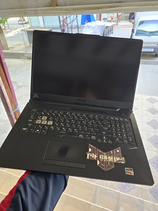 Asus tuf Gaming F17
