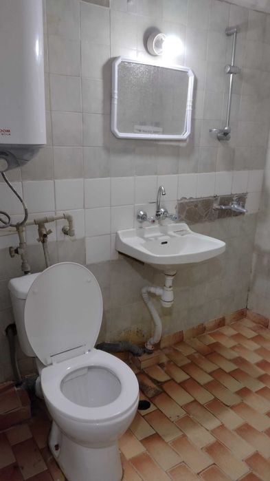 Дава се под наем Двустаен апартамент в Варна, Кайсиева градина - 50 кв.м за 278.97 € - Снимка #4