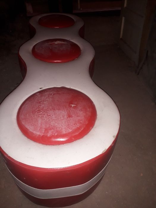 Пуфик для прихожей, парикмахерской