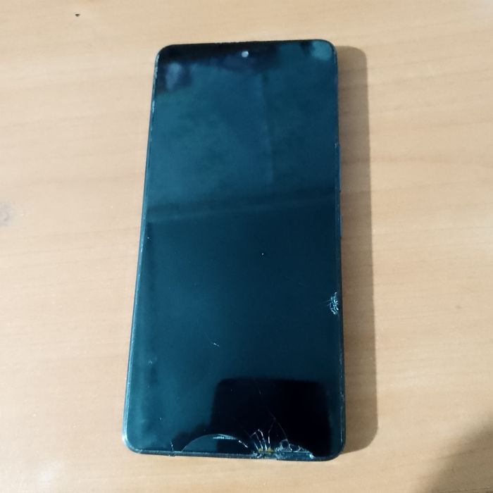Продам infinix gt 10 pro
