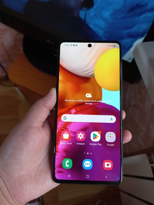 Samsung A71 128гб ОЗУ 6 в идеале