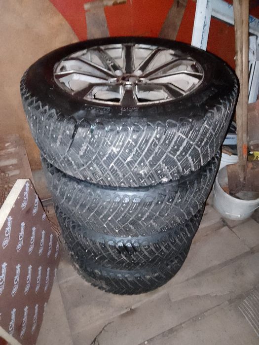 Продам колеса в сборе. На 15 и на 17.