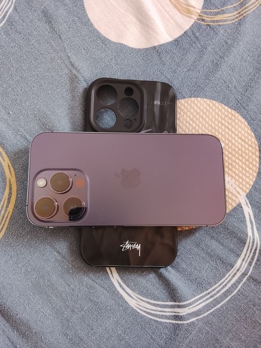 iPhone 14 pro на мотоцикл