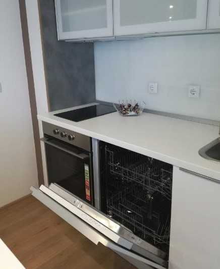 Дава се под наем Двустаен апартамент в София, Обеля 2 - 65 кв.м за 348.84 € - Снимка #1