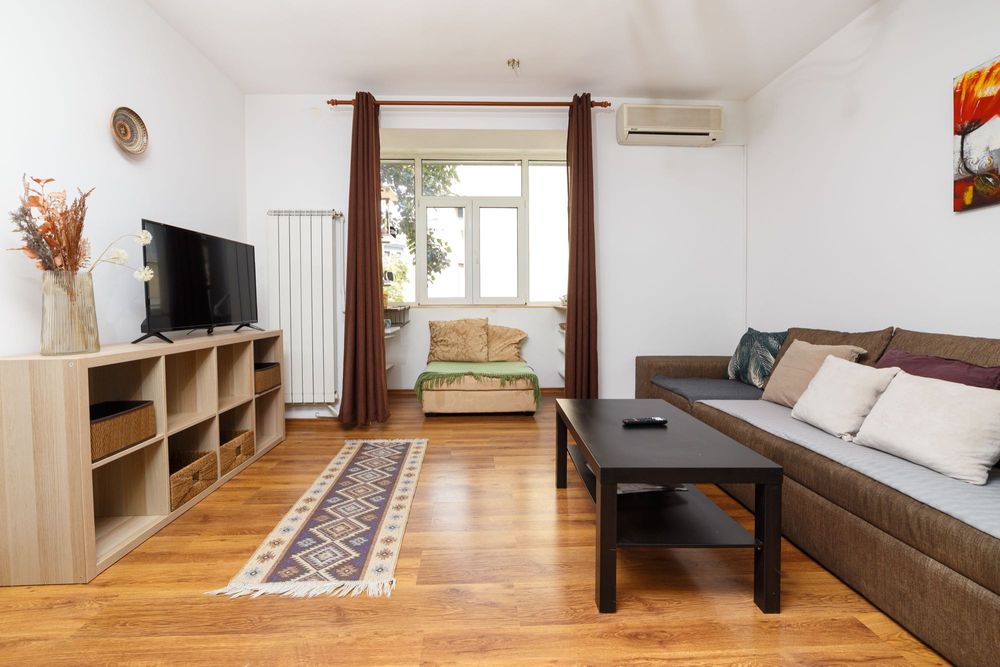 inchiriez cazare Apartament regim Hotelier centru Unirii Universitate