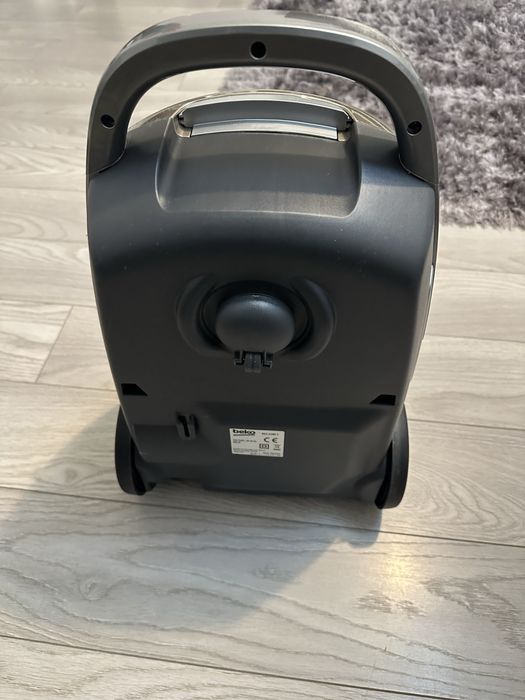 Vand Asirator BEKO model VCC 6480T (800W)