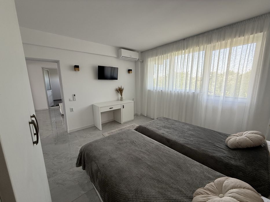 Inchiriez apartament