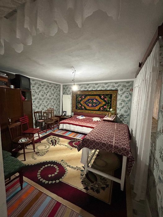 Vand casa din valatuci si paianta cu 2100 mp intravilan in Ranceni,Berezeni,Vaslui