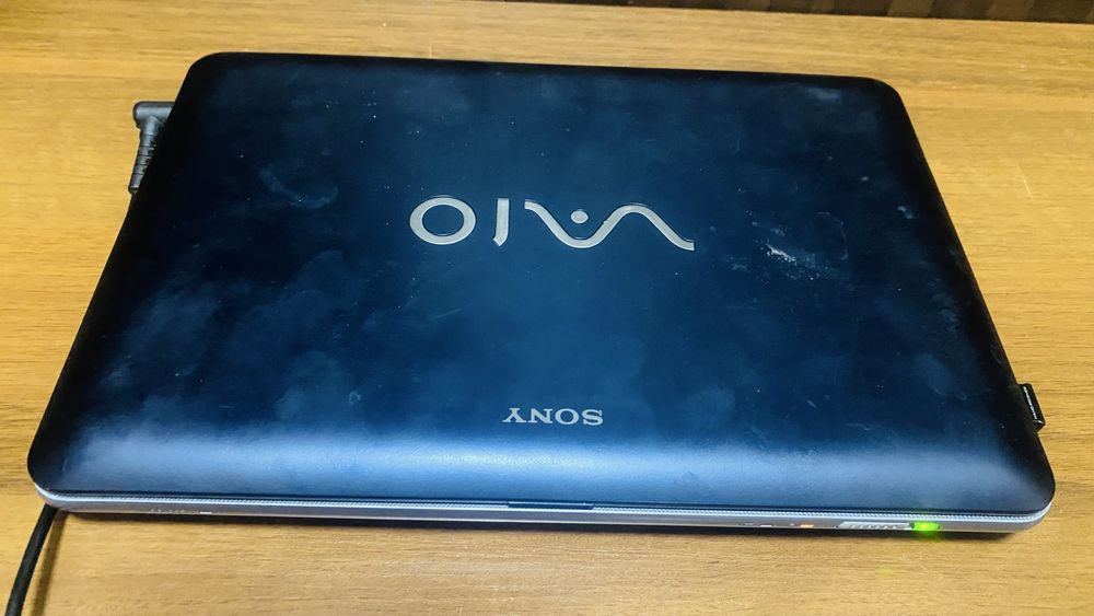 Продам нетбук sony