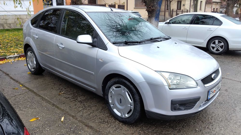 FORD FOCUS 1.6 benzina, 101 cp,2006, E 4, GPL, 5 usi, KEYLESS GO-ENTRY