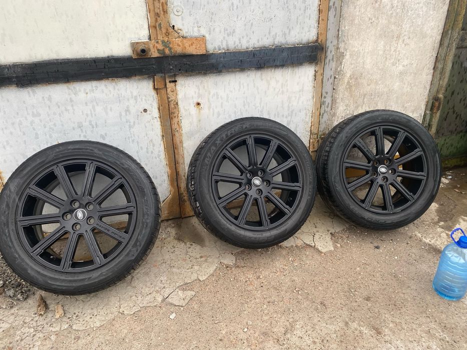 Дески на RANGE ROVER 265/50/20