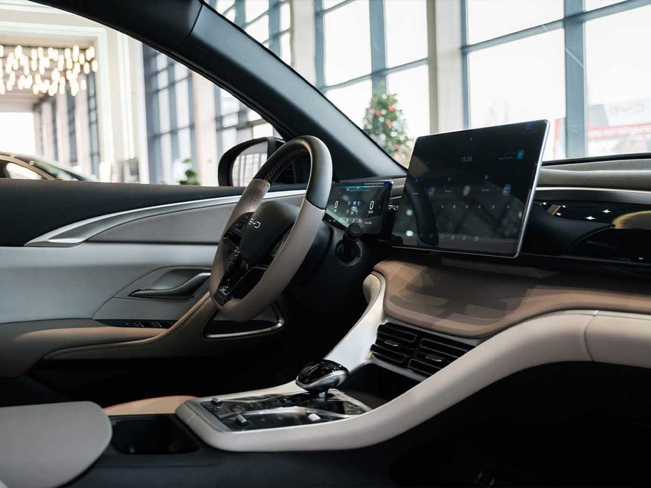 BYD SONG PRO DM-I ( 71 KM Flagship )