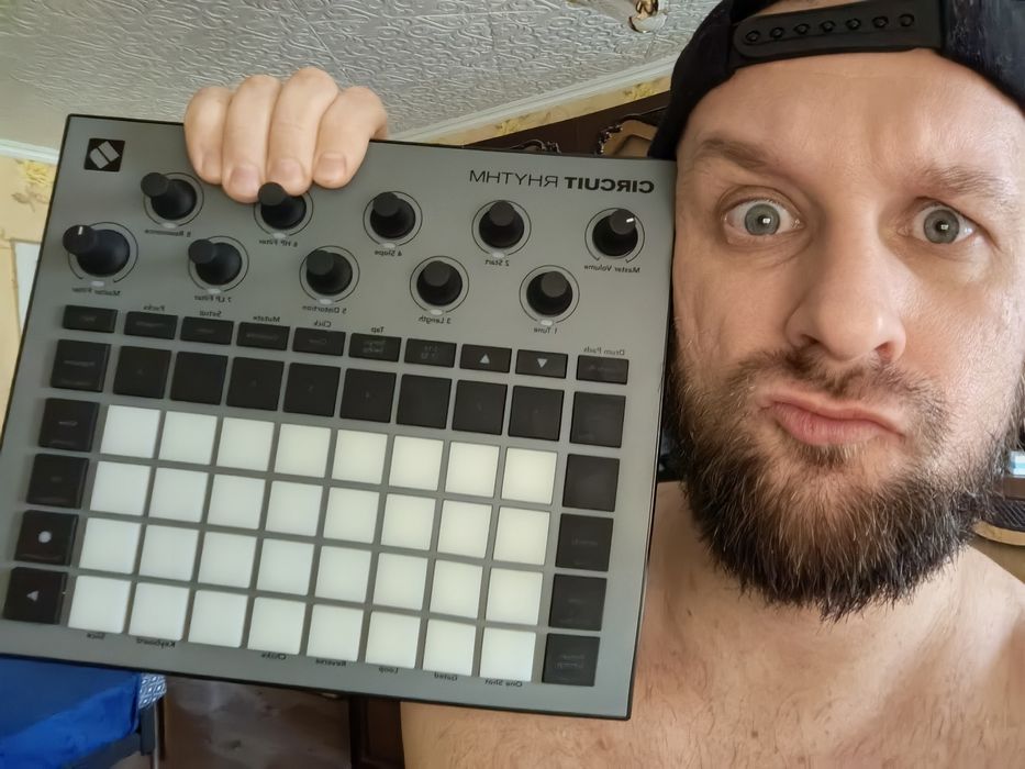 Novation Circuit Rhythm