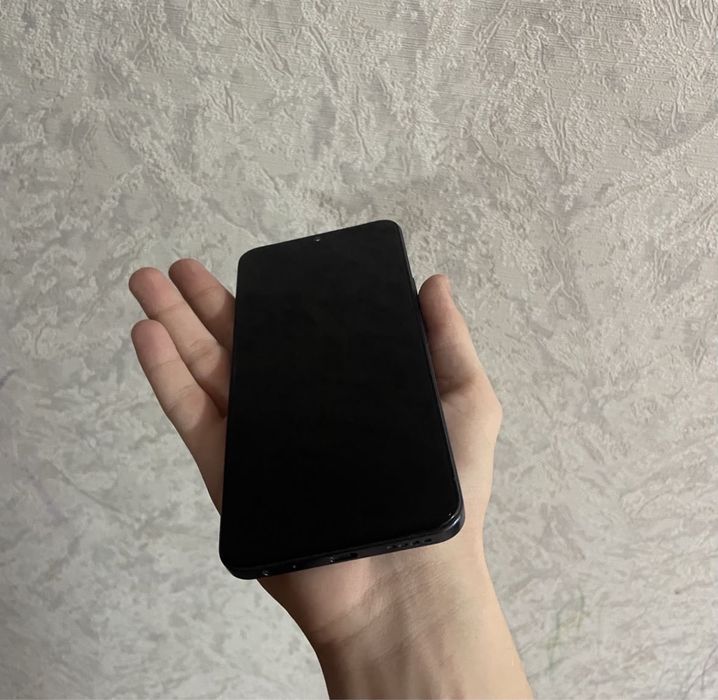 Смартфон VIVO Y35 128 гб