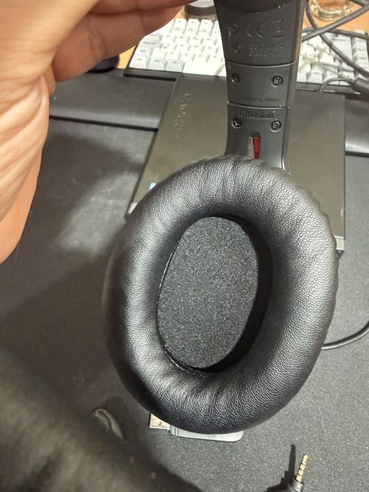 Casti HyperX Cloud Flight wireless