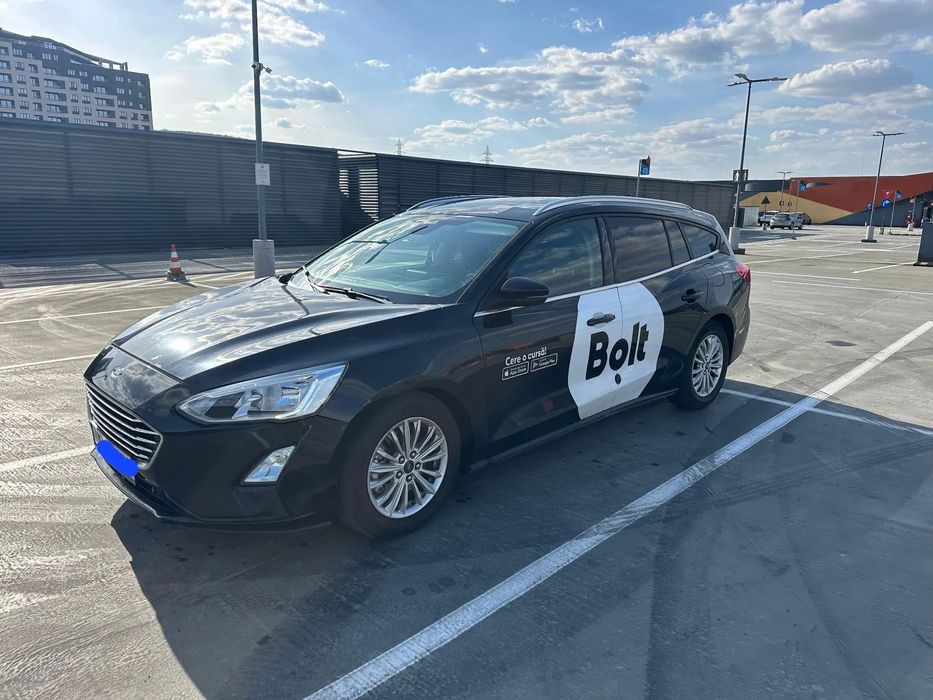 Ford Focus Vând Ford Focus MK4 1.5EcoBoost 120 CP, cutie automată 8+1 trepte.