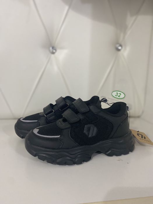 Продам новую обувь