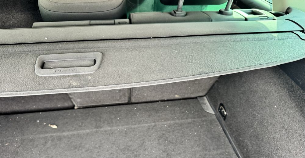 Оригинална кожена щора за багажник за VW Passat B8 Variant (комби)