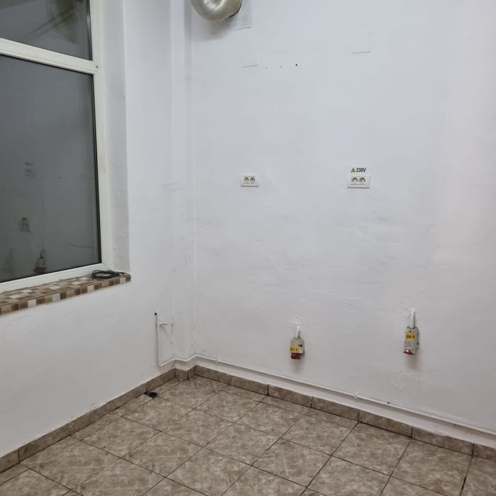 Inchiriere spatiu comercial-Hitias