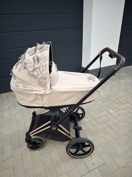 Количка Cybex E Priam Simply Flowers - пълен комплект