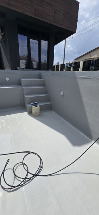 intretinere piscine :