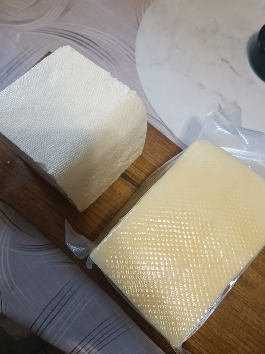 Домашен кашкавал и сирене от краве мляко – натурални