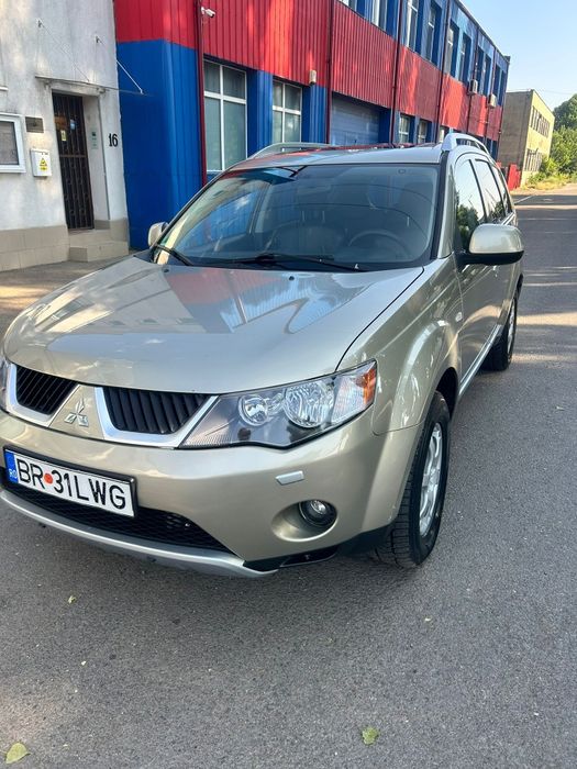 Mitsubishi Outlender motor 2.2  150 cp