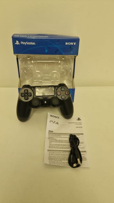 Controller wireless DualShock 4 pentru PlayStation 4