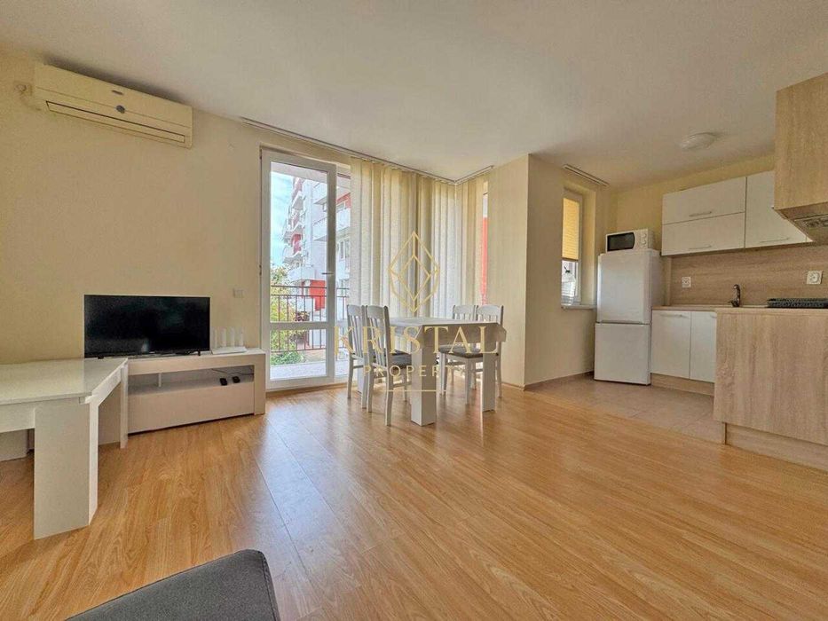 Продава се Двустаен апартамент в Свети Влас - 70 кв.м за 689 €/кв.м - Снимка #3